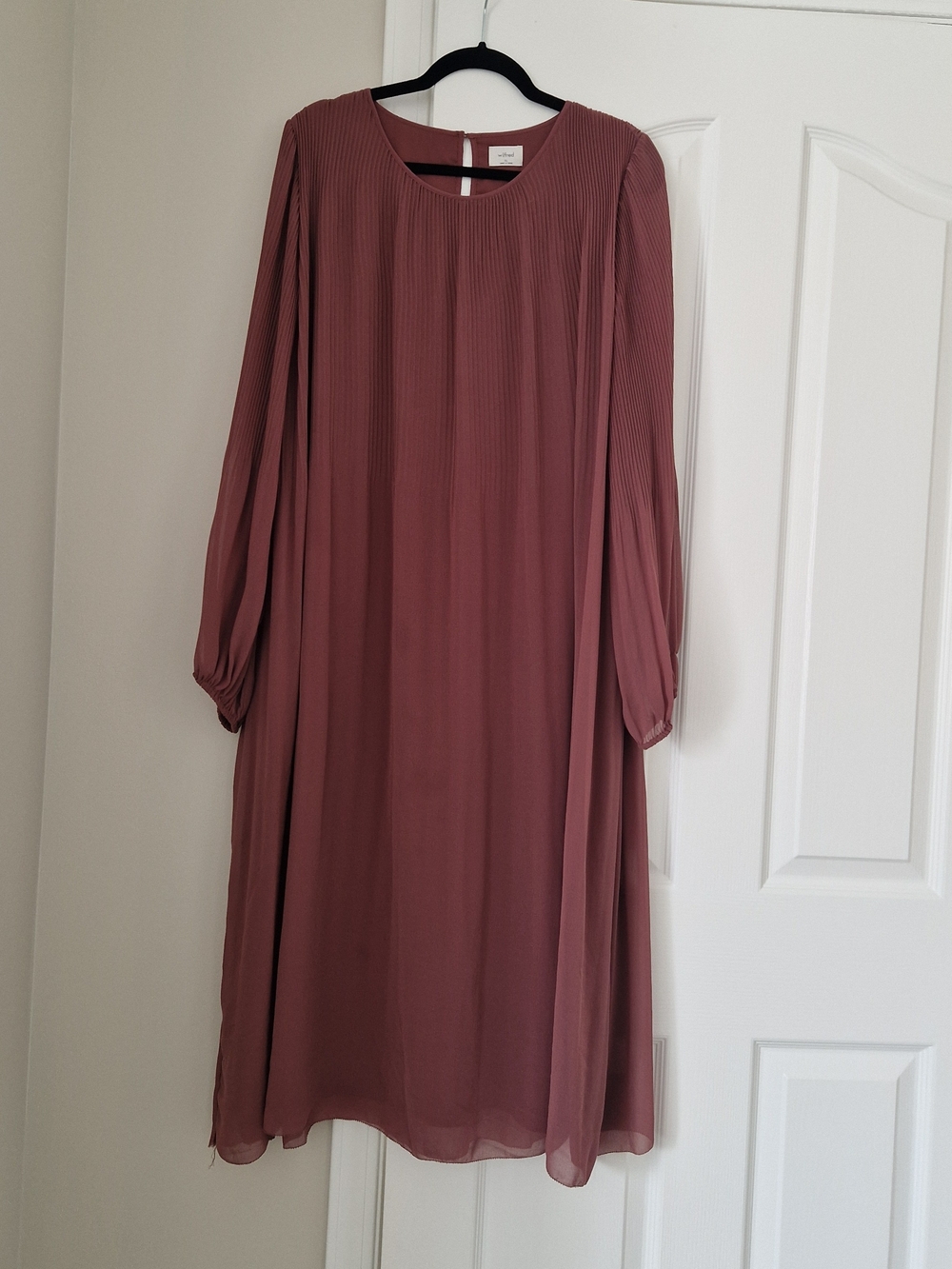 Wilfred Dusty Rose Pleated Long Sleeve Midi Dress